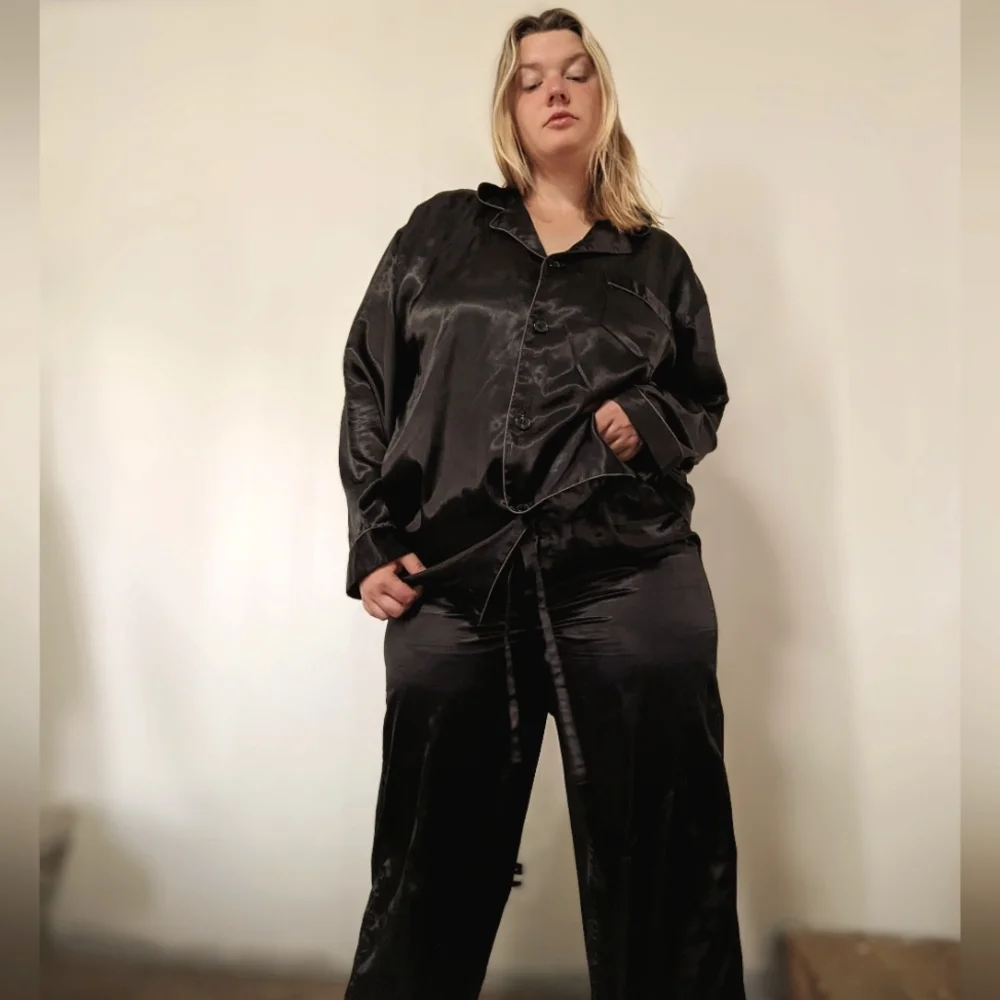 VTG 1990s Silky Pajama Set